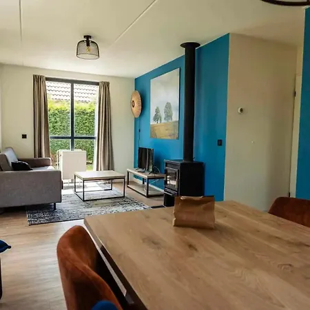 Holiday home 6 - Persoons Lakeside 15 *