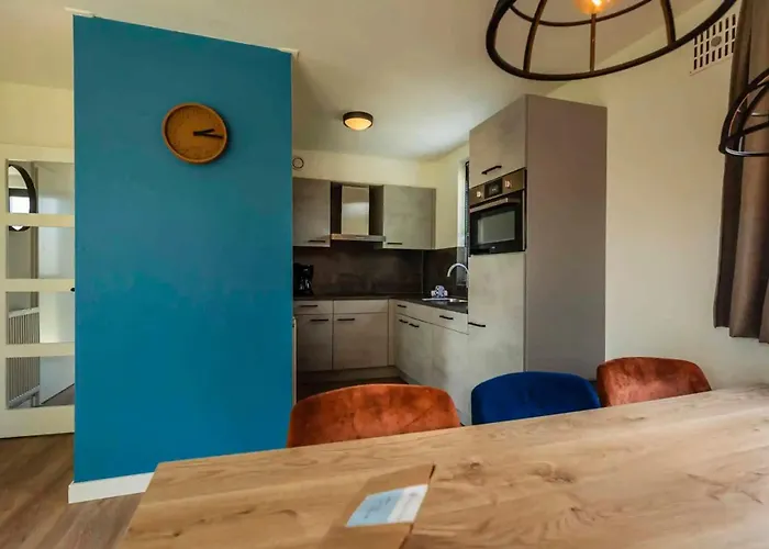 Holiday home 6 - Persoons Lakeside 15